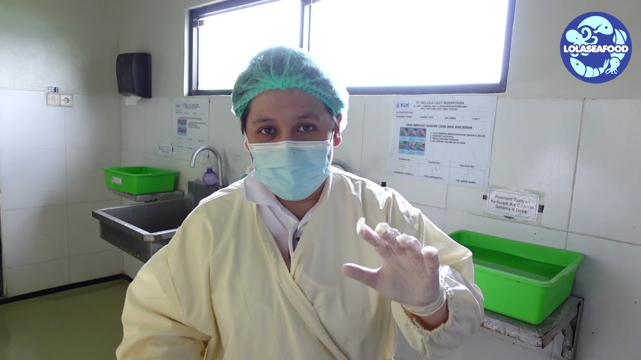 What is Final cleaning stage before fish processing factory entrance ?